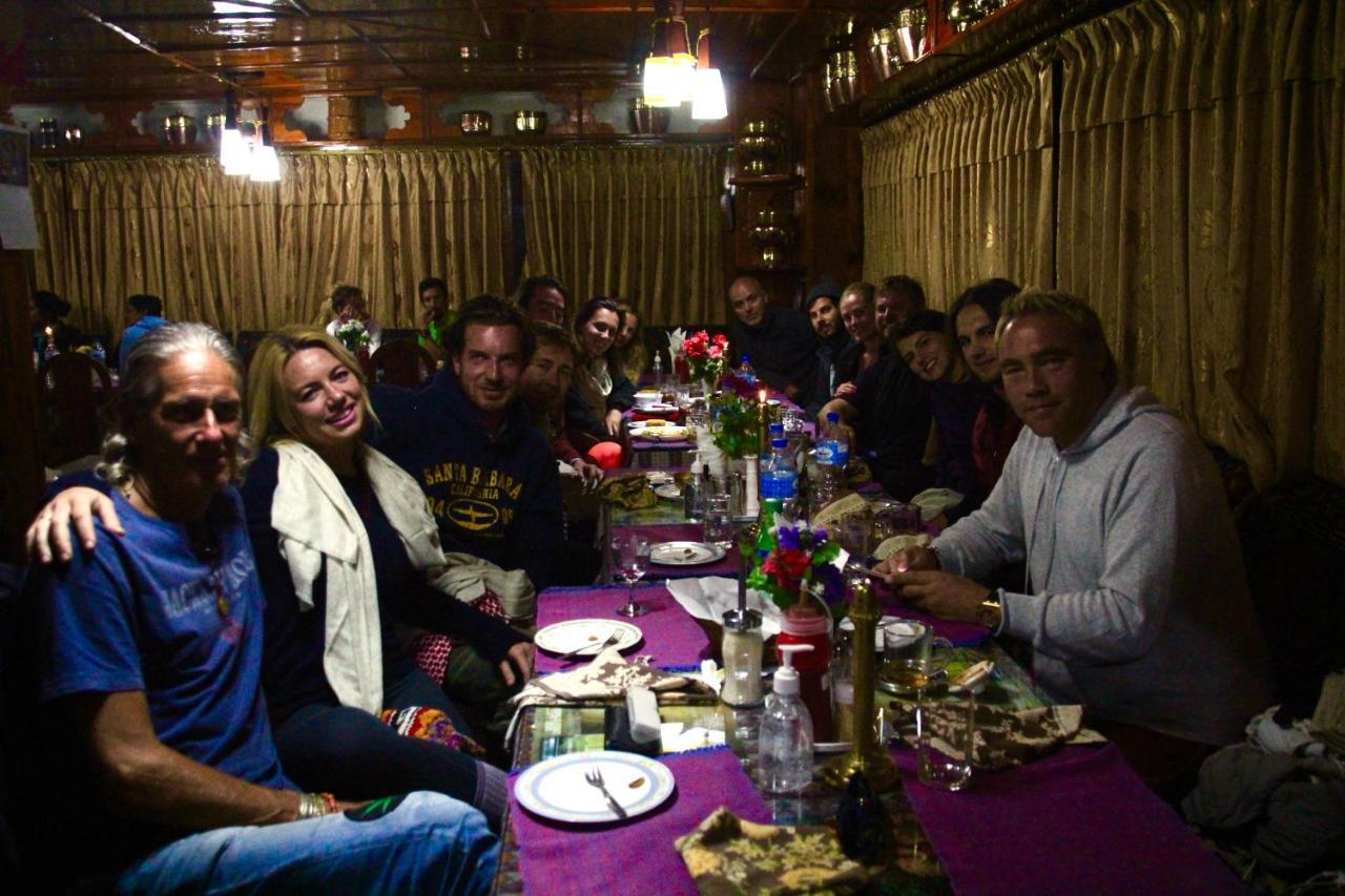 Panorama Lodge And Restaurant Nāmche Bāzār 외부 사진